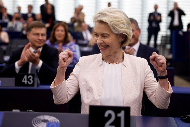 Bà Ursula von der Leyen đã cam kết thành lập một “liên minh quốc phòng” châu Âu - Ảnh: REUTERS Bà Ursula von der Leyen đã cam kết thành lập một “liên minh quốc phòng” châu Âu - Ảnh: REUTERS