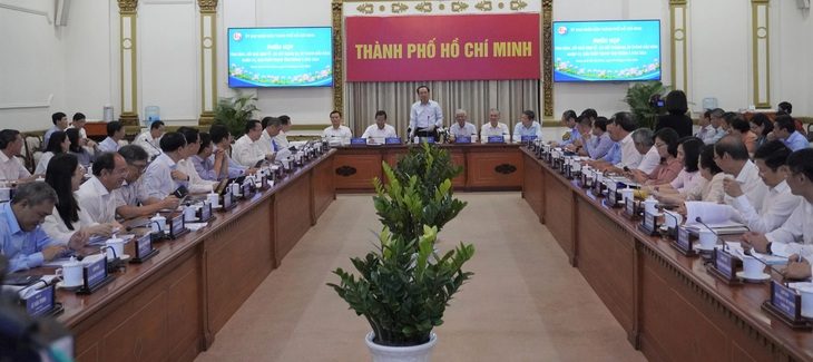 Bí thư Nguyễn Văn Nên: Làm đúng thôi chưa đủ mà phải đổi mới sáng tạo- Ảnh 1. Bí thư Thành ủy TP.HCM Nguyễn Văn Nên phát biểu chỉ đạo tại phiên họp - Ảnh: TRUNG TÂM BÁO CHÍ TP.HCM