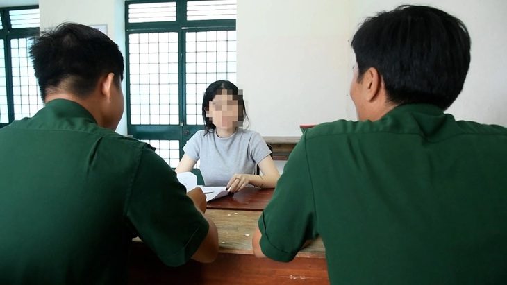 base64-173752138772633075465 Cảnh giác với thủ đoạn buôn người qua giới thiệu việc làm lương cao, bán thận - Ảnh 1.