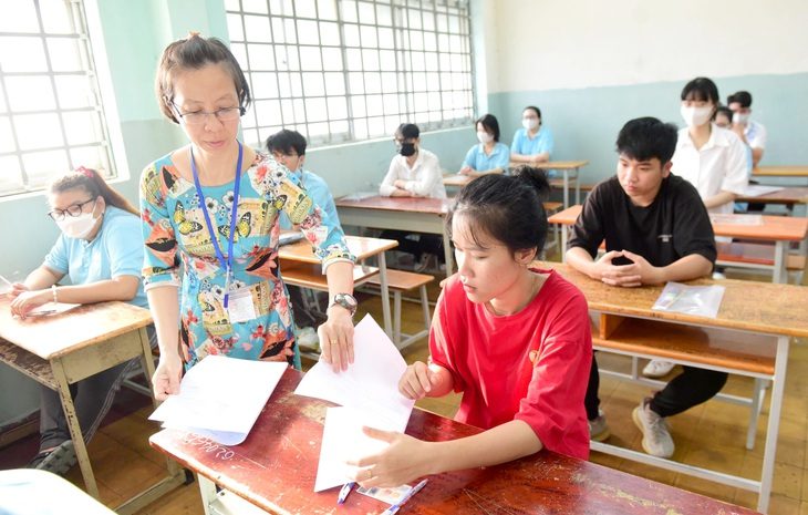 Thí sinh thi tốt nghiệp THPT tại TP.HCM - Ảnh: DUYÊN PHAN Thí sinh thi tốt nghiệp THPT tại TP.HCM - Ảnh: DUYÊN PHAN