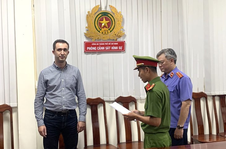 Bắt tạm giam 1 người Nga điều hành 6 công ty tín dụng đen - Ảnh 1. Bắt tạm giam 1 người Nga điều hành 6 công ty tín dụng đen - Ảnh 1.