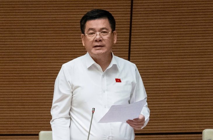 nguyen-hong-dien-1731319529446355842441 Bộ trưởng Nguyễn Hồng Diên: 'Đại biểu nhớ hơi lâu nhưng chưa đúng bản chất tình hình' - Ảnh 1.
