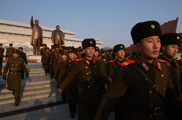 trieutien181-173193460130855393443 Bloomberg: Triều Tiên có thể điều 100.000 quân tham chiến vì ông Putin - Ảnh 1.