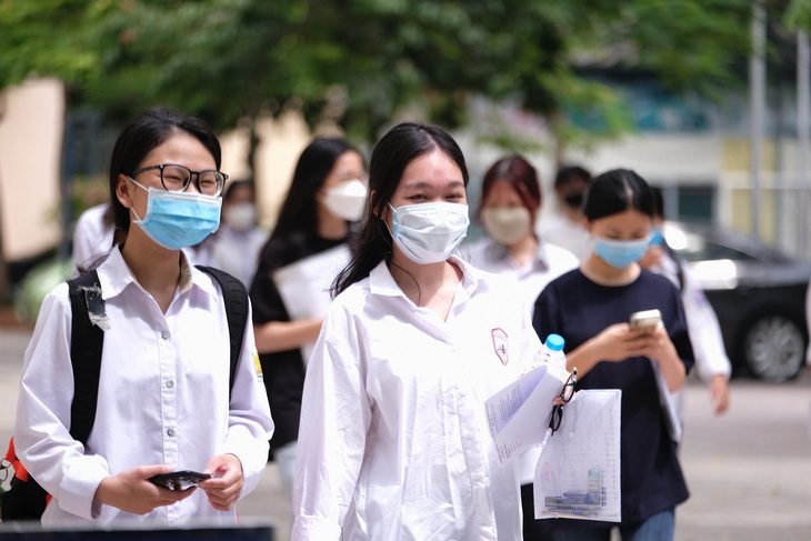 Chốt 4 môn thi tốt nghiệp THPT từ năm 2025- Ảnh 1. Kỳ thi tốt nghiệp THPT từ năm 2025 sẽ có 4 môn thi theo phương án 2+2 - Ảnh: NAM TRẦN